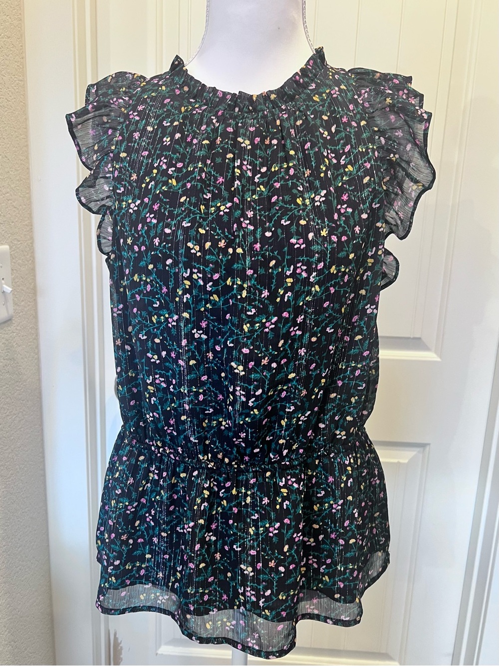 NWT Ditsy Floral Smocked Elastic Waist Blouse Ruffle Sleeve Coquette Medium